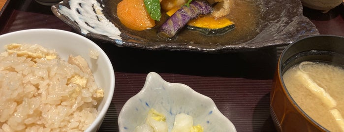 Torafuku is one of 和食店 Ver.26.