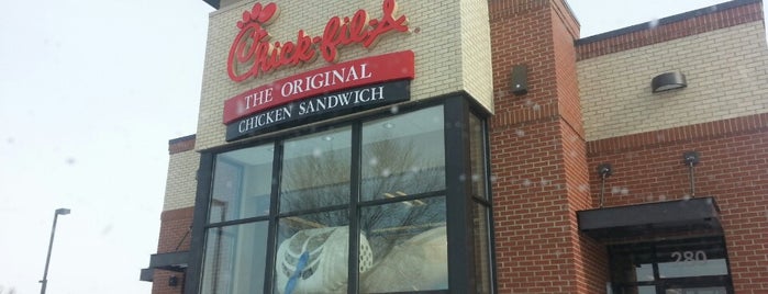 Chick-fil-A is one of Orte, die Noah gefallen.