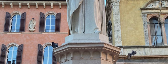 Statua Di Dante Alighieri is one of Verona May 2022.