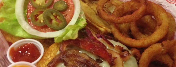 Fuddruckers is one of Miami's Most Mouthwatering Burgers.