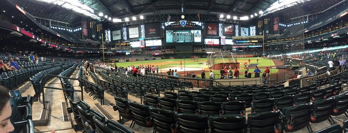 Chase Field is one of Lieux qui ont plu à sweetpearacer.