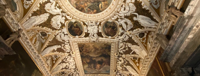 Palazzo Ducale is one of Makiko'nun Beğendiği Mekanlar.