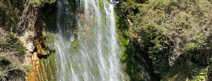 丸尾の滝 is one of Lieux qui ont plu à Makiko.