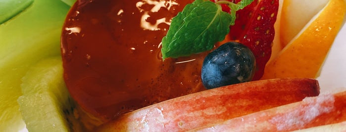 Fruit Murahata is one of Makiko 님이 좋아한 장소.