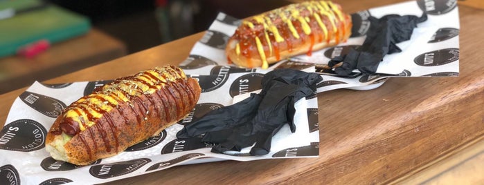 Kotti’s Hot Dog is one of Sıra dışı yeme içme mekânları.