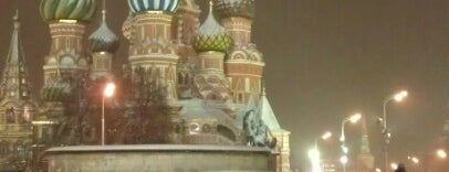 Red Square is one of New 7 Wonders.