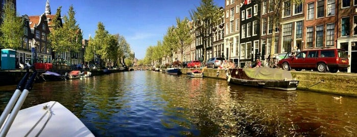 Amsterdam Canals is one of Los Viajes’s Liked Places.