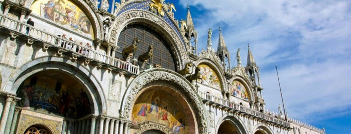 Basilica di San Marco is one of Posti che sono piaciuti a Los Viajes.