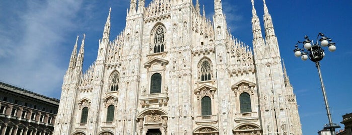 Duomo di Milano is one of สถานที่ที่ Los Viajes ถูกใจ.