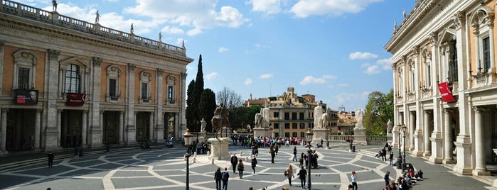 Piazza del Campidoglio is one of Posti che sono piaciuti a Los Viajes.