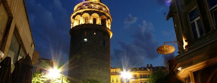 Torre di Galata is one of Posti che sono piaciuti a Los Viajes.