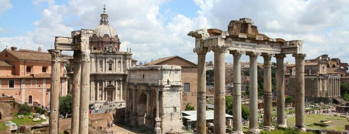 Римский форум is one of Los Viajes : понравившиеся места.