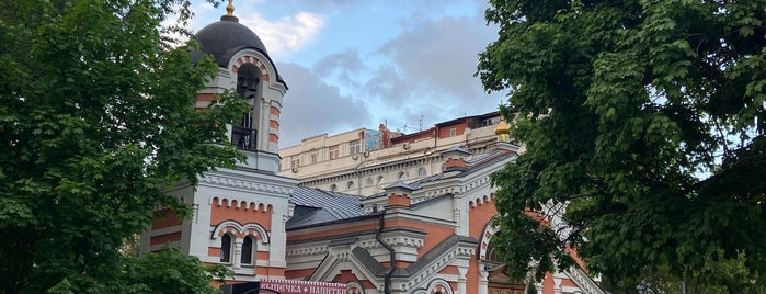 Храм-часовня Архангела Михаила близ Кутузовской избы is one of Москва. Гулять.