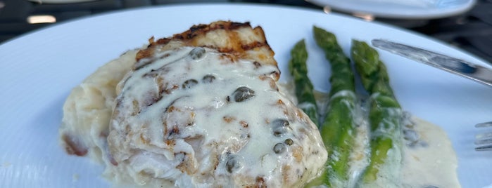 Parkshore Grill is one of ST. Pete Options.