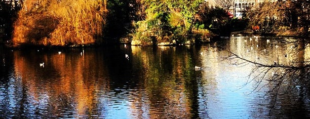 St Stephen's Green is one of Dublin.