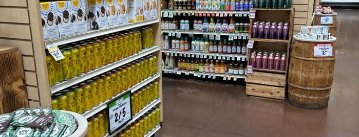 Sprouts Farmers Market is one of California Roadtrip.