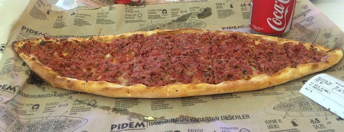 Pidem Kebap&Pide is one of Davutさんのお気に入りスポット.