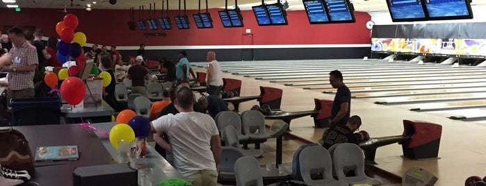AMF 20th Century Lanes is one of 7/10 Split.