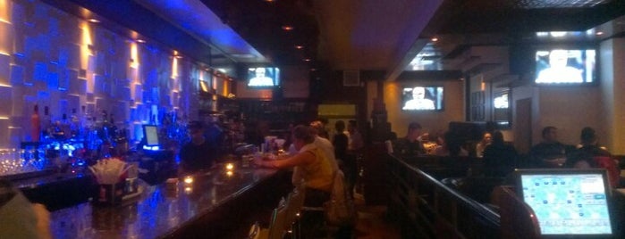 Plaza Lounge - Kitchen and Bar is one of Posti che sono piaciuti a Nessa.
