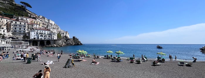 Amalfi Beach is one of Amalfi Coast.