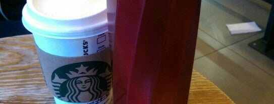 Starbucks is one of Tansel Arman 님이 좋아한 장소.