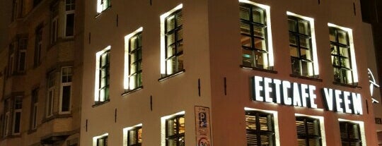 Eetcafé VEEM is one of Tempat yang Disukai Ton.