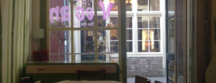 TerraZen Café is one of Amsterdam Vegan.