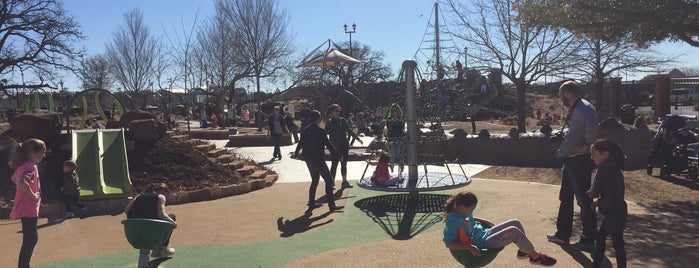 Bicentennial Park is one of Fort Worth.