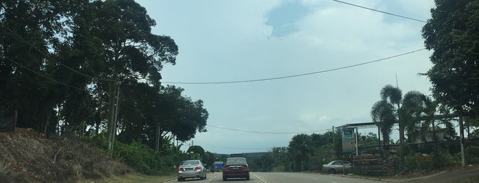 Jalan Pemuda is one of Locais curtidos por ꌅꁲꉣꂑꌚꁴꁲ꒒.