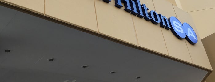 Hilton is one of ZON İç Mimarlik.