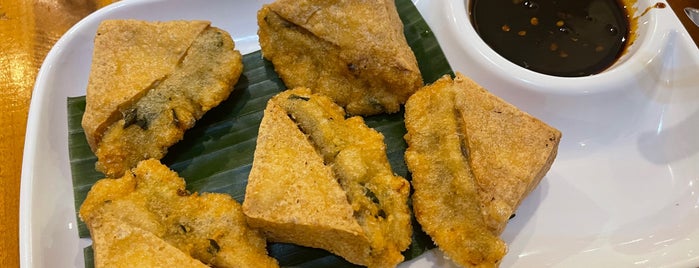 Mlinjo Cafe & Resto is one of Micheenli Guide: Food Trail in Jakarta.