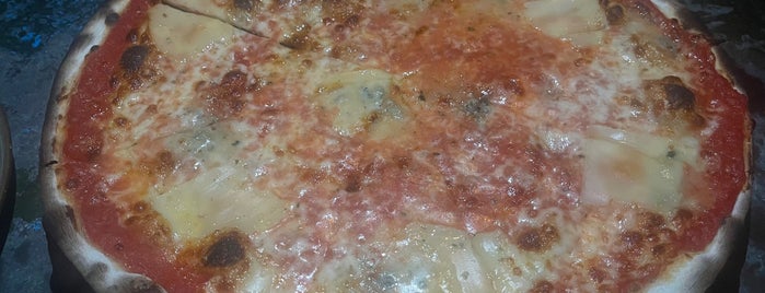 Pizza Fabbrica is one of Tempat yang Disukai Danny.