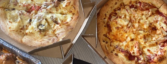 Domino's Pizza is one of Jalan-Jalan Cari Makan..