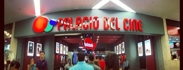 Palacio del Cine is one of De todo lo que he disfrutado en estos ¨Centros¨.