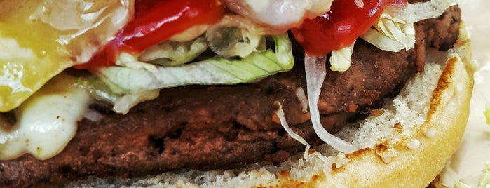 Burger Deluxe Carranza is one of David: сохраненные места.