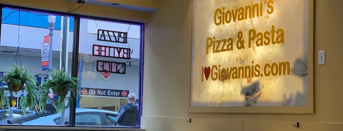 Giovanni's Pizza and Pasta is one of สถานที่ที่บันทึกไว้ของ Kapil.