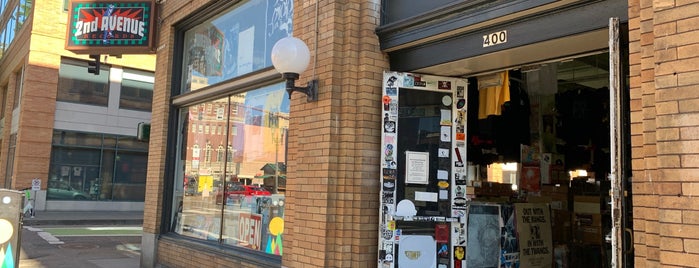 2nd Avenue Records is one of Portland.