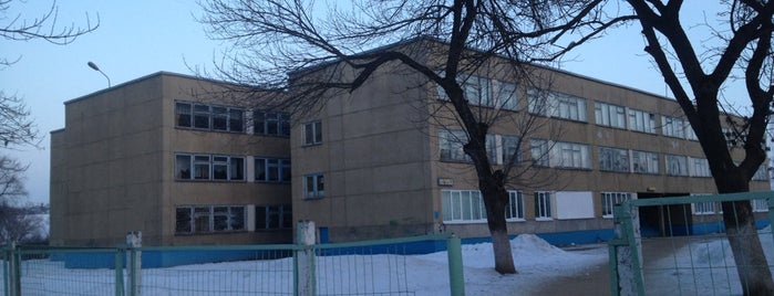 Школа № 38 is one of Школы г. Орла.
