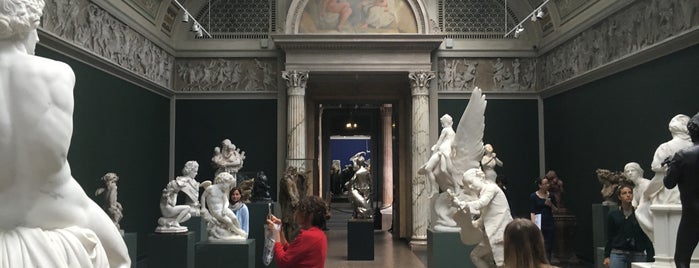 Ny Carlsberg Glyptotek is one of Museen.