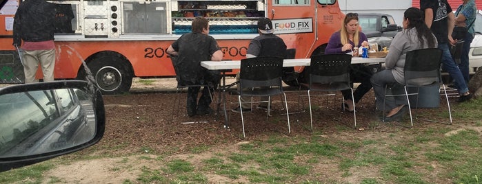 Food Fix Truck is one of DD & D's.