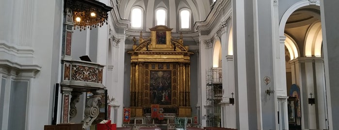 Basilica Santa Maria Della Sanità is one of Mikeさんのお気に入りスポット.
