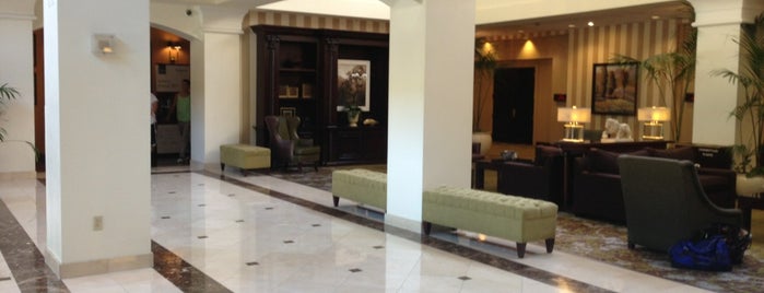Sheraton Fairplex Hotel & Conference Center is one of Posti che sono piaciuti a Enrique.