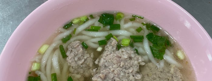 เกี้ยมอี๋โบราณเจ๊ชุง is one of BKK food 🥙.