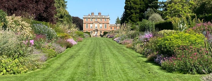 Newby Hall is one of Hg.