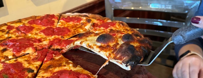 Anthony's Coal Fired Pizza is one of USA NY Long Island.