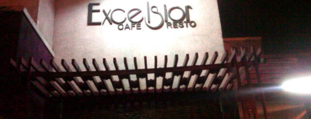 Cafe & Resto EXCELSIOR is one of Radio Dalam raya.