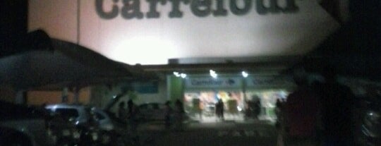 Carrefour is one of Lugares em Fortaleza.