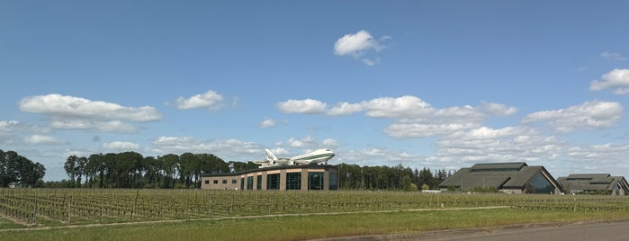 Evergreen Aviation & Space Museum is one of mcminnville or.