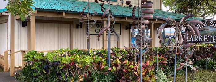 Wyland Galleries - North Shore Marketplace is one of oahu.