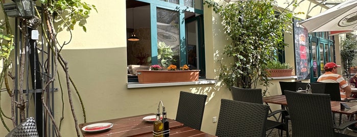 Ristorante Garda is one of Berlin Restaurant.